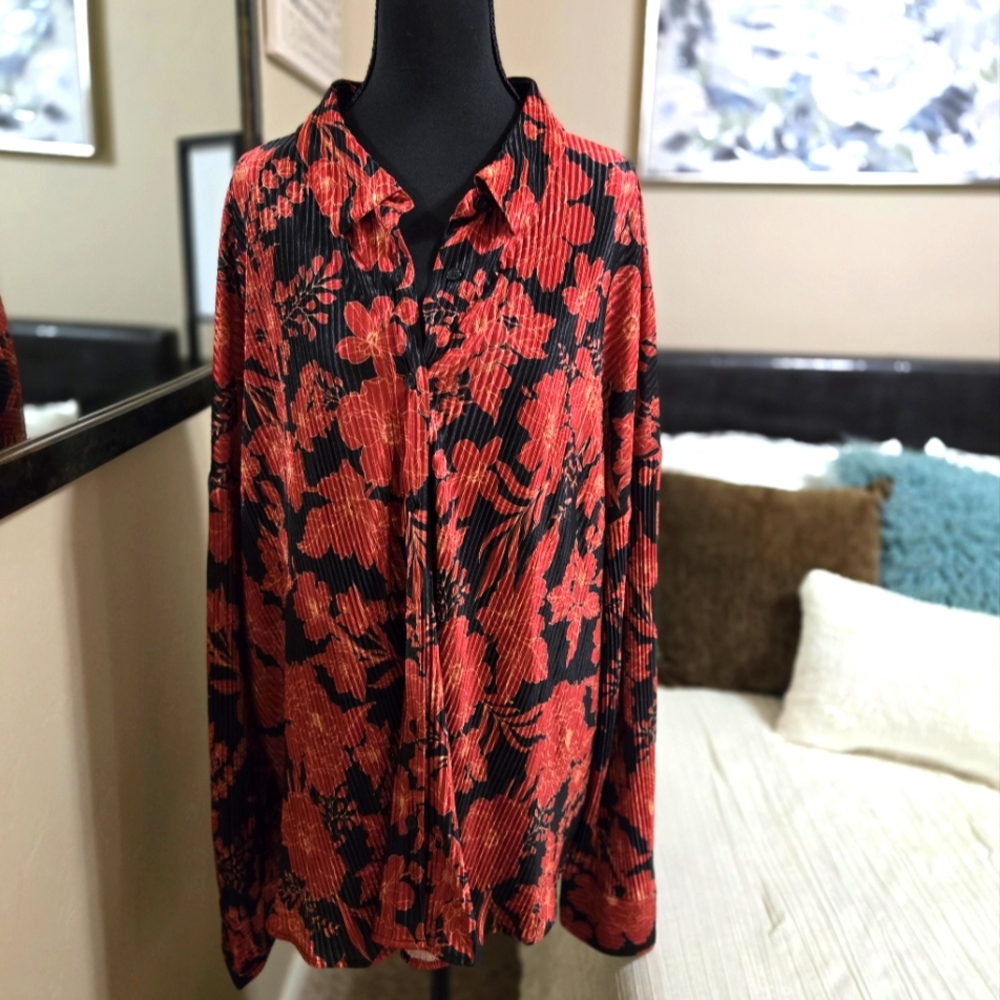 Floral Black and Red Womens Shirt. Size Large. Brand New With Tags!